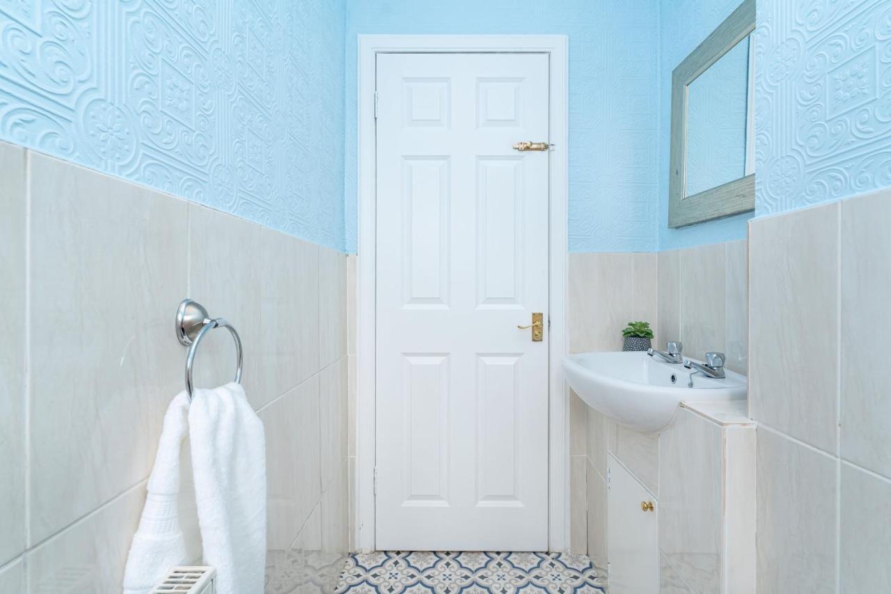 New Four Bedroom House - All Rooms Ensuite Stirling Extérieur photo
