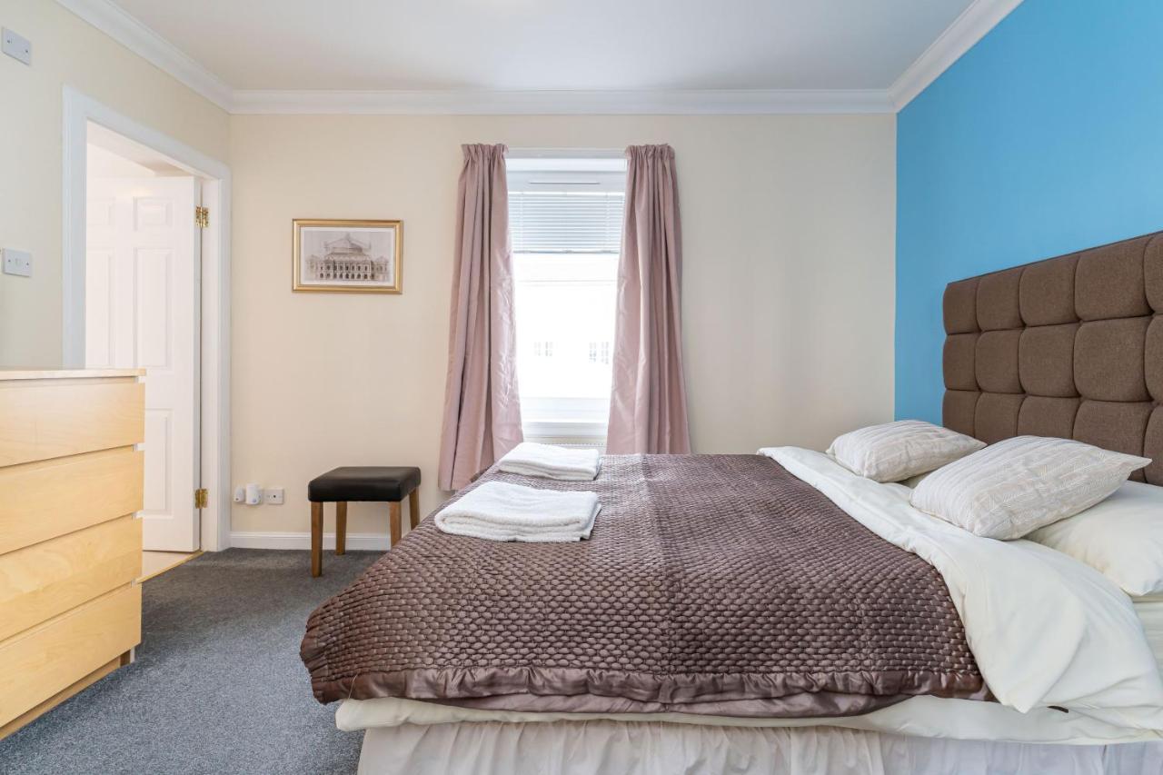 New Four Bedroom House - All Rooms Ensuite Stirling Extérieur photo