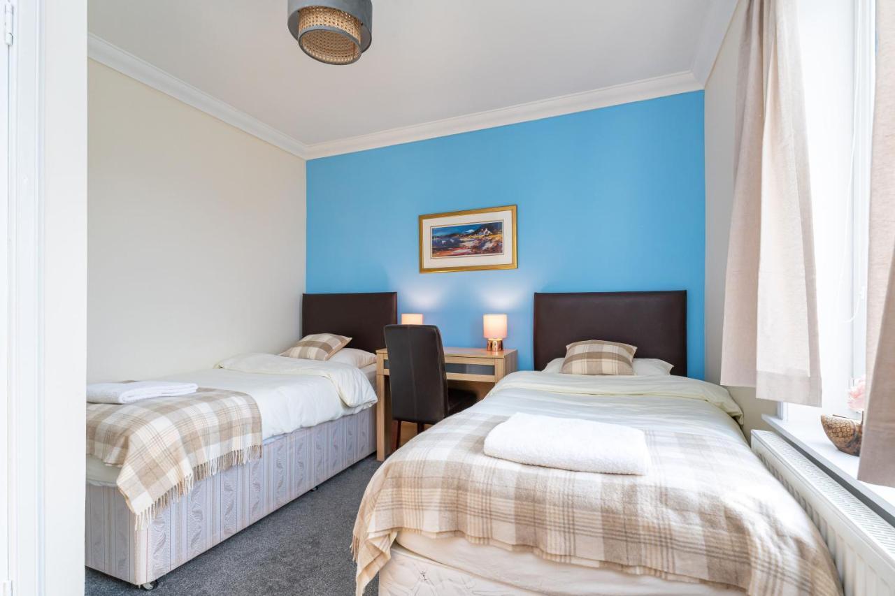 New Four Bedroom House - All Rooms Ensuite Stirling Extérieur photo